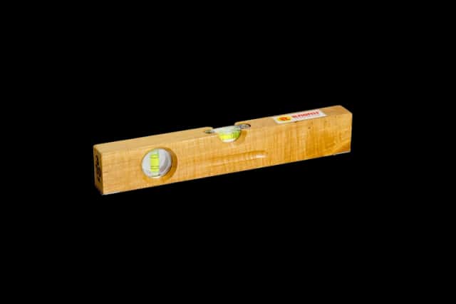 Nivel De Madera Comun De 50 CM.