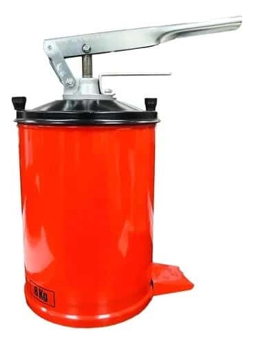Balde De Engrase De 8 KG.