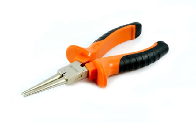 Pinza Rosario De 4,5" Aislada