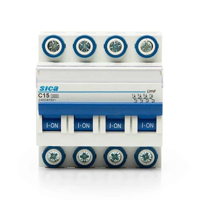 Termica Tetrapolar 15 Amp.