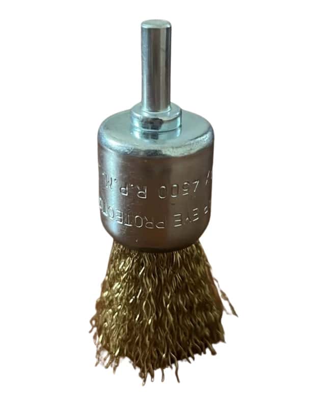 Cepillo C/Eje Bronc. Descarbonizador 17 MM.