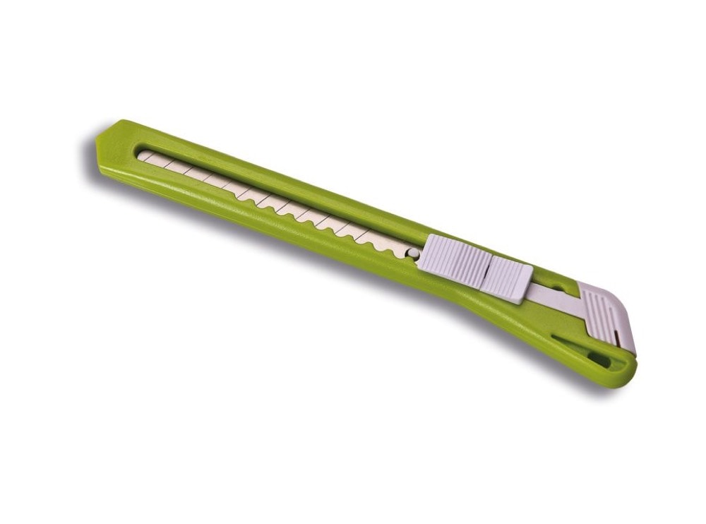 Cutter Retractil 9 MM. Plastico — foto 1 de 11