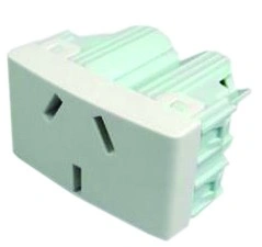 Toma 10 A. 250 V. Blanco — foto 1 de 1